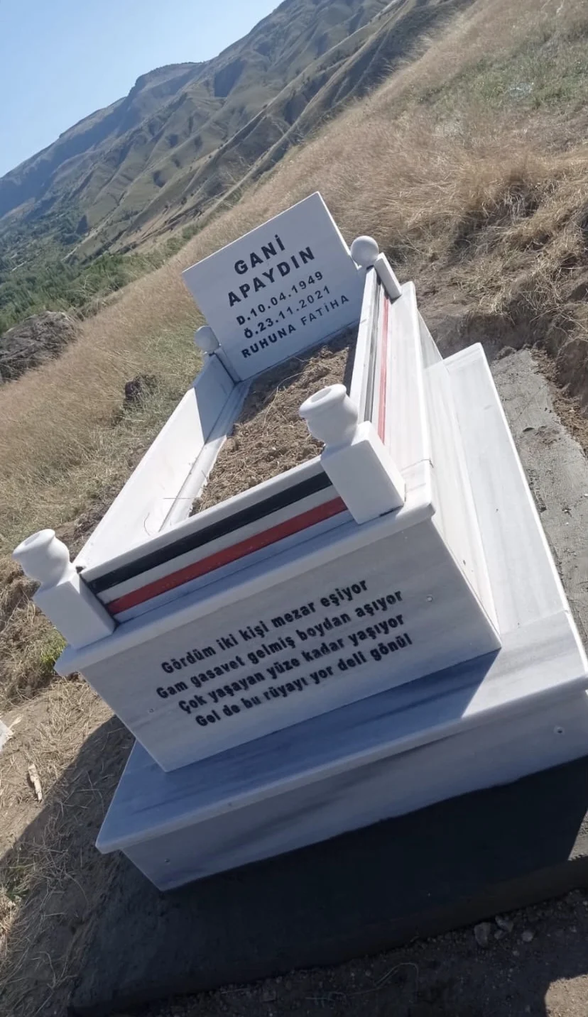 Aksesuarli Mermer Mezar modelleri