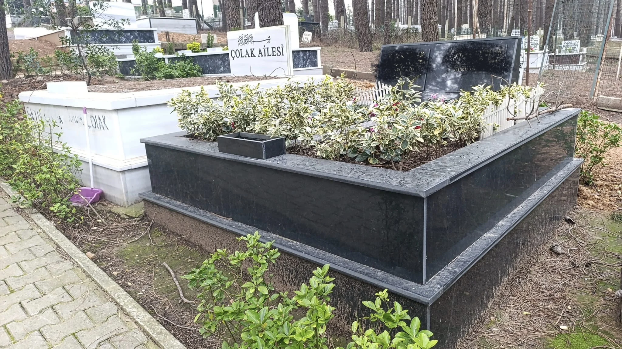  iki kişilik mezar yapımı